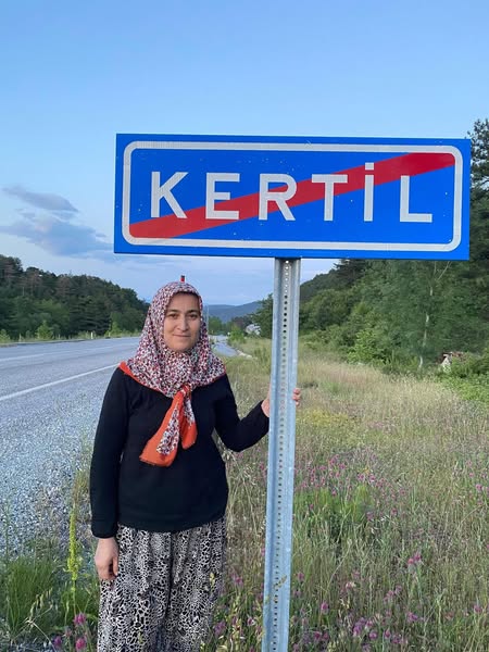 Ayse Demir Kertil (1)
