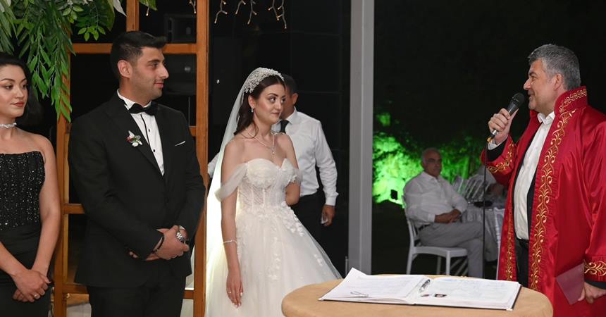 Eda Yarimdag Alperen Guclu (2)