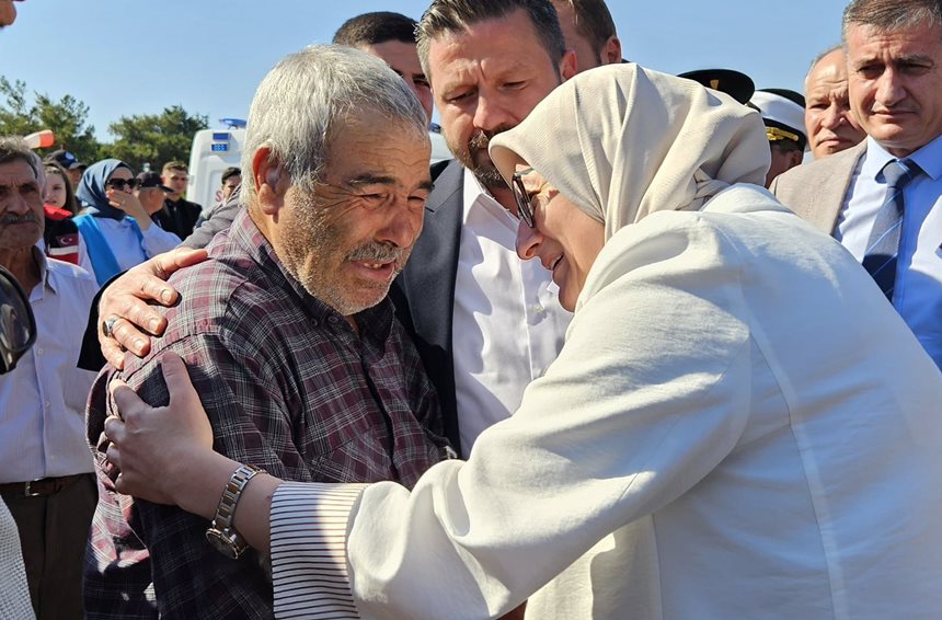 Sehit Ahmet Kusat Baba