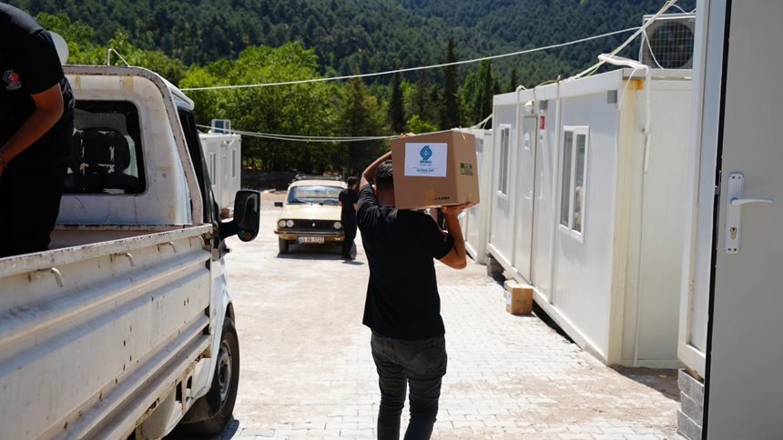 Yardim Kolisi Sindirgi