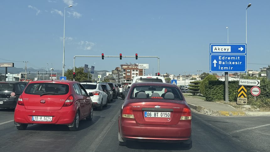 Yol Trafik Araba Akcay