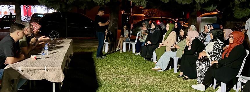 Kepsut Akparti Divan