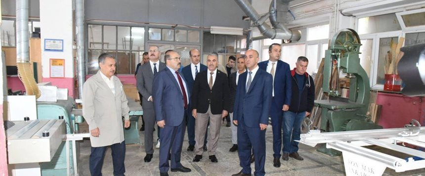 Mesleki Egitim Ustaglu