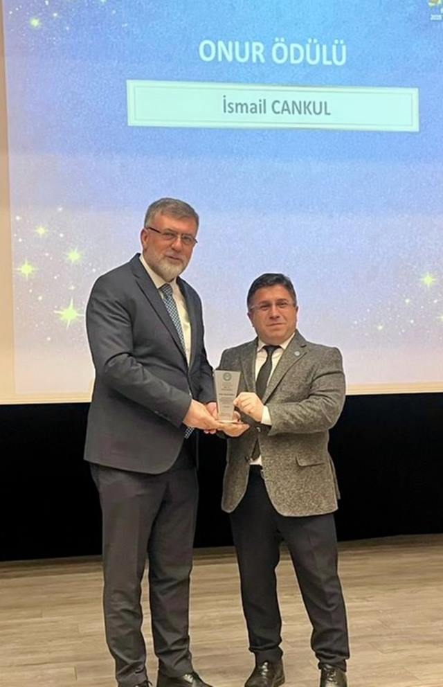 Cankul Ismail Yucel Ogurlu