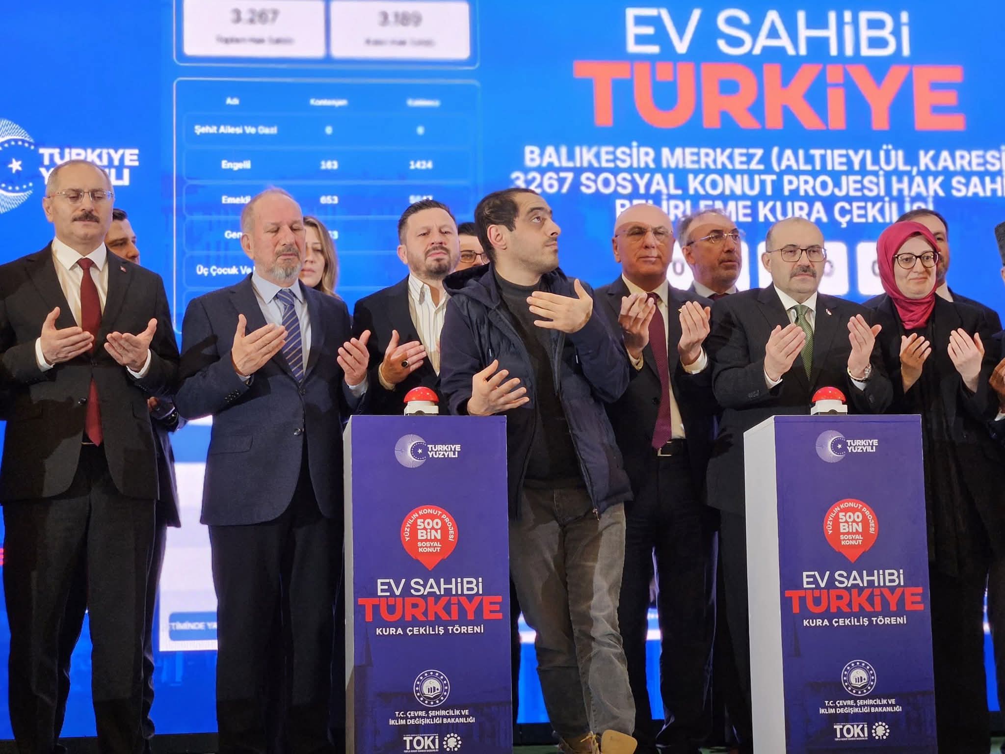 F B I M G 1770975350295