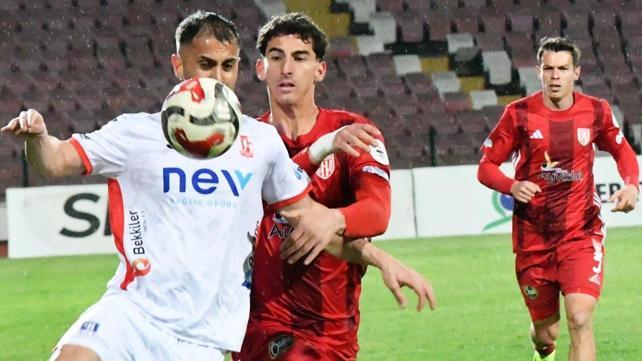Balıkesir derbisinde kazanan yine Ayvalıkgücü