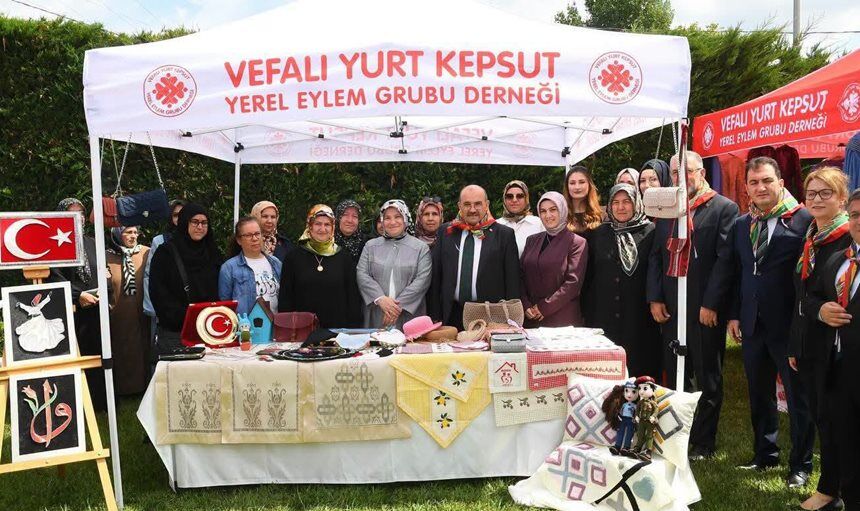 Kepsut Eylem Pal