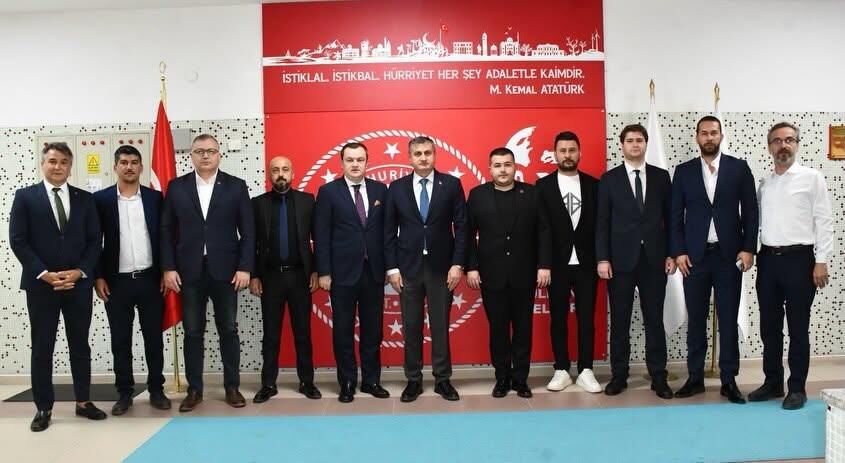 Mert Acar Abdukladir Akin1