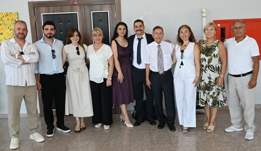 Aytug Hoshan Aile