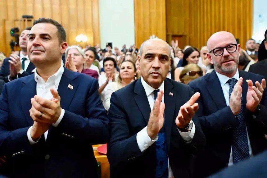 Akin Sahin Sari
