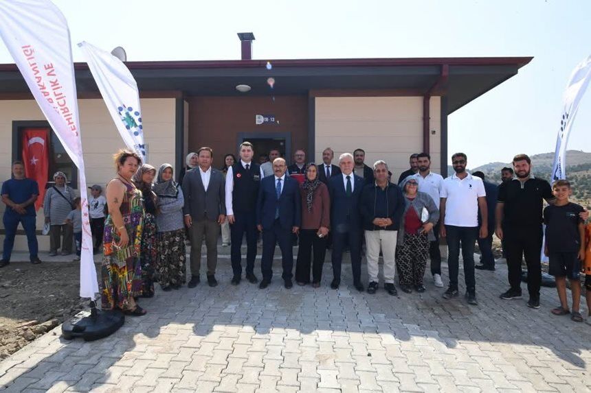 Ustaoglu Konut Incele