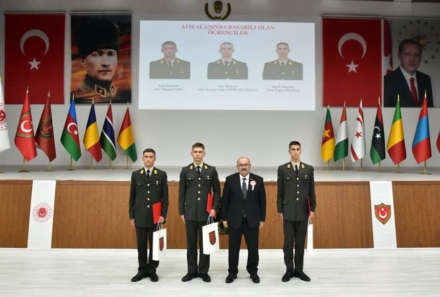 Kara Astsubay Ustaoglu1