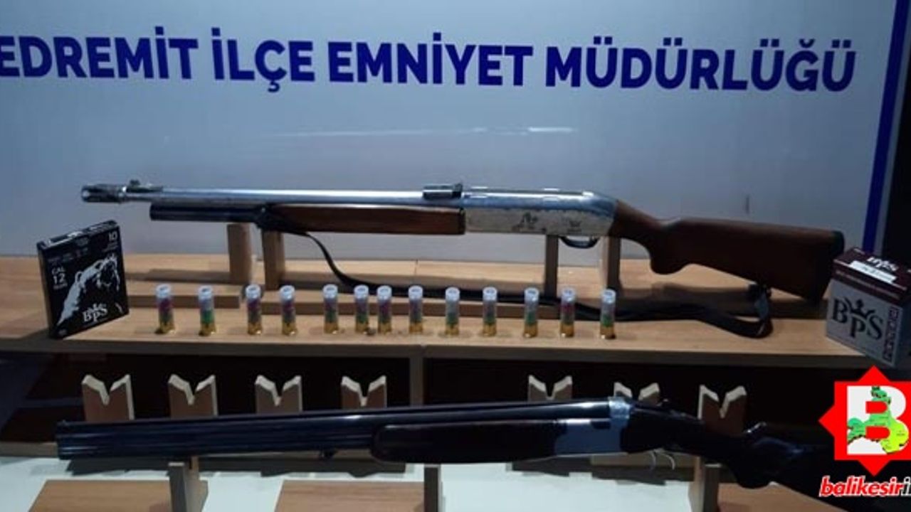 Balıkesir'de polis 7 silah ele geçirdi