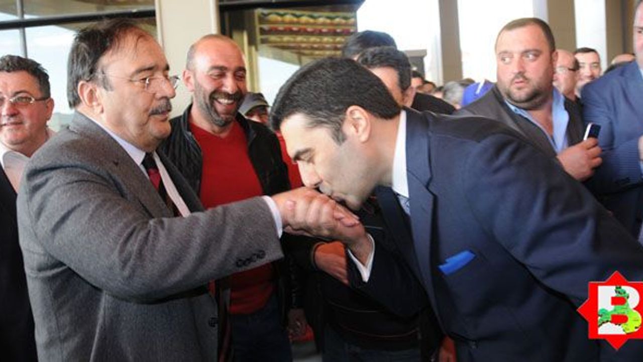 Balıkesir Ticaret Odası'nda Rahmi Kula ezdi geçti!