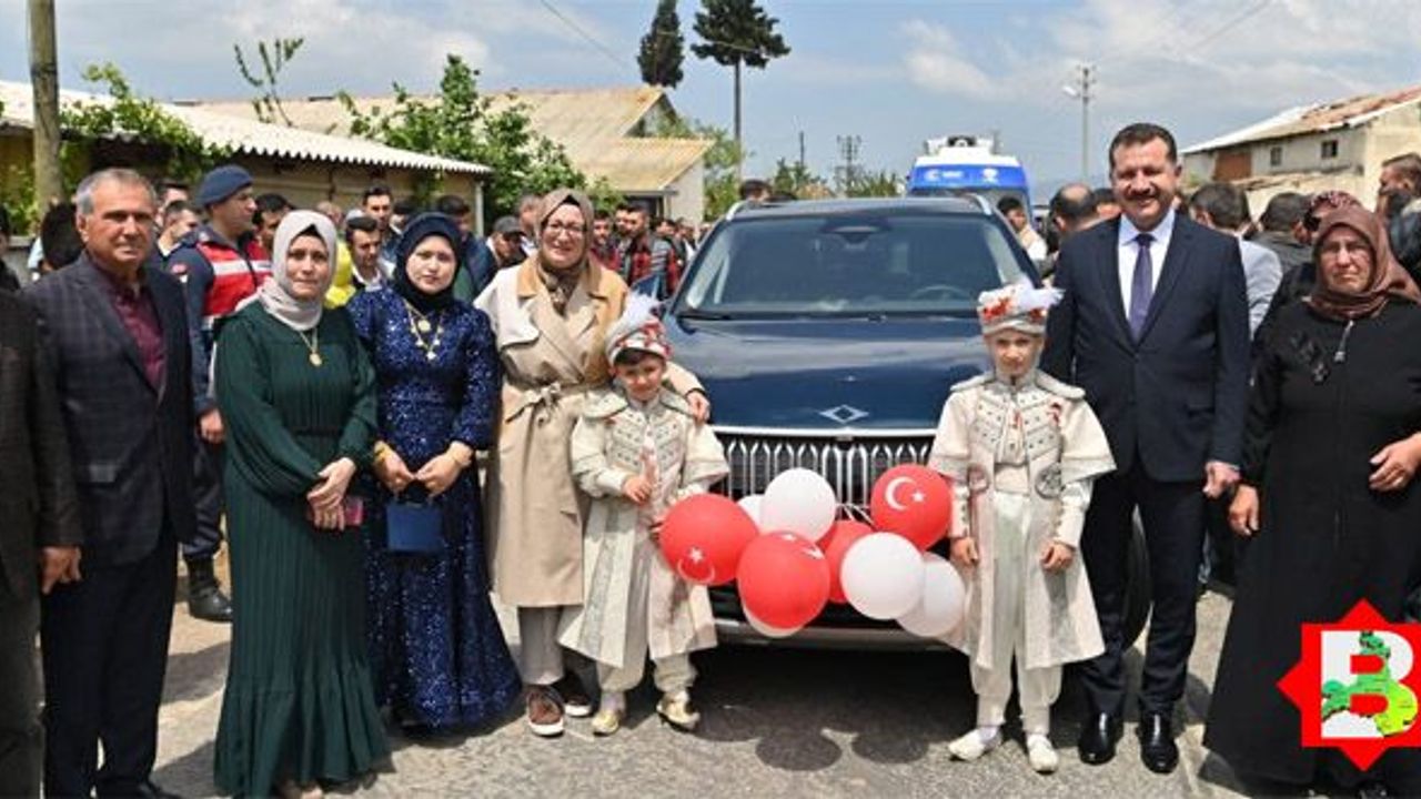 TOGG Balıkesir’de şehit çocuklarına sünnet arabası oldu