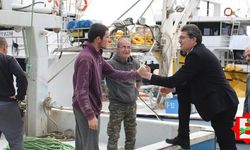 Marmara Adası'nda balıkçı ile mermerciyi dinledi