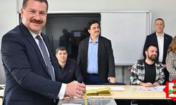 Yücel Yılmaz ailesinden üç oy