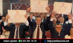 Ahmet Akın ve ilçe belediye başkanları mazbatasını aldı