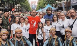 Başkan Ahmet Akın, 19 Mayıs’ı festivalle kutladı