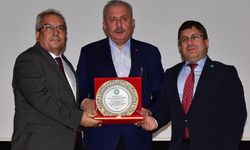 Şentop, Balıkesir'de Hayat, Siyaset ve Hukuk dersi verdi!