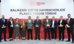 Balıkesir'deki eğitim gönüllüleri onurlandırıldı