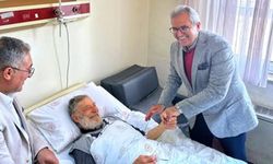 Başkan Mirza, Ahmet Mekin'i neşelendirdi