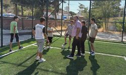 Kepsut Belediyesinden köylere halı saha