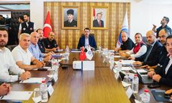 Çevre Bakanı da geldi. Sındırgı'nın yaraları sarılıyor