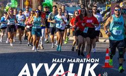 Ayvalık Kurtuluşunu Uluslararası Maratonla kutluyor