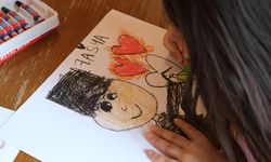 Altıeylül'de çocuklar hayalindeki Atatürk'ü resmetti