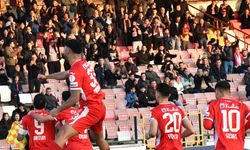 Balıkesirspor kendini affettirdi, Zirve yürüyüşüne devam