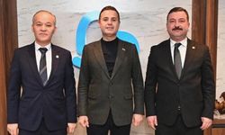 Balıkesir'de nezaket rüzgarı! MHP'den Başkan Akın’a ziyaret