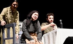 Altıeylül'de Yarıyıl Tiyatro Günleri başladı