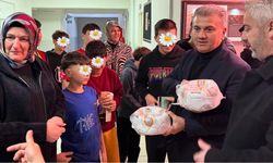Canbey, Sevgi Evleri’nde çocuklarla sahurda buluştu