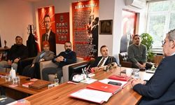 Ahmet  Akın, CHP teşkilatlarına şimdi daha yakın