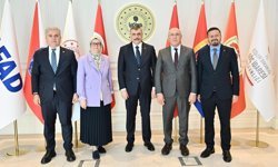 Balıkesir heyetinden Bakan Çiftçi'ye ziyaret