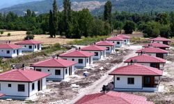 Sındırgı ve köylerindeki Deprem Konutları kura çekimi yapıldı