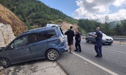 Balıkesir'de Trafik Kazası: 2 Yaralı