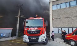 Balıkesir OSB'de Korkutan Yangın.. Dumanlar Şehri Kapladı!