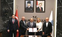 Necmi Şahin’den anlamlı hayır.. Anne ve Babasını yaşatacak