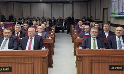 DİNÇER, YENİ SAFINDA YERİNİ ALDI