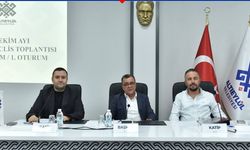CHP'li başkana AK Parti ve MHP'li katip