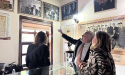 İGC Başkanı Gappi’ye 138 Yıllık Tarihi Hediye