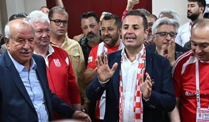 KELLE KOLTUKTA; VALİLERİN DE BAŞKANLARIN DA…