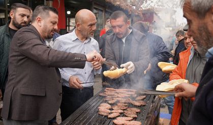 AK Parti sokağa mangal kurdu, köfte ziyafeti çekti