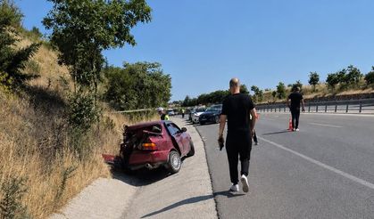 Bigadiç’te Süt Kamyonu ile Otomobil Çarpıştı, 1 Ölü