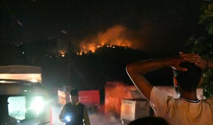 MİDİLLİ'DEN DÖNER DÖNMEZ YANGIN SAHASINA GİTTİ