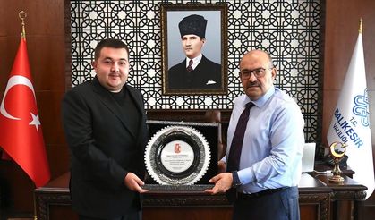 Başkan Mert Alper Acar’dan Vali Ustaoğlu’na Şükran Şildi