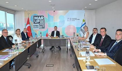 Ahmet Akın Marmara Belediyeler Birliği encümenini topladı