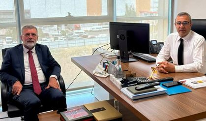 KEPSUT İÇİN CANLA BAŞLA.. BAŞKAN CANKUL OSB İÇİN BASTIRIYOR